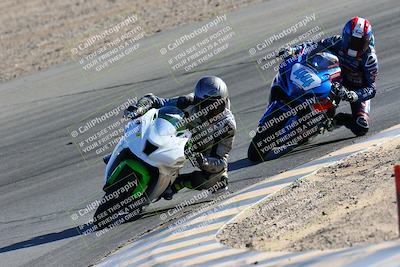 media/Jan-08-2022-SoCal Trackdays (Sat) [[1ec2777125]]/Turn 10 (2pm)/